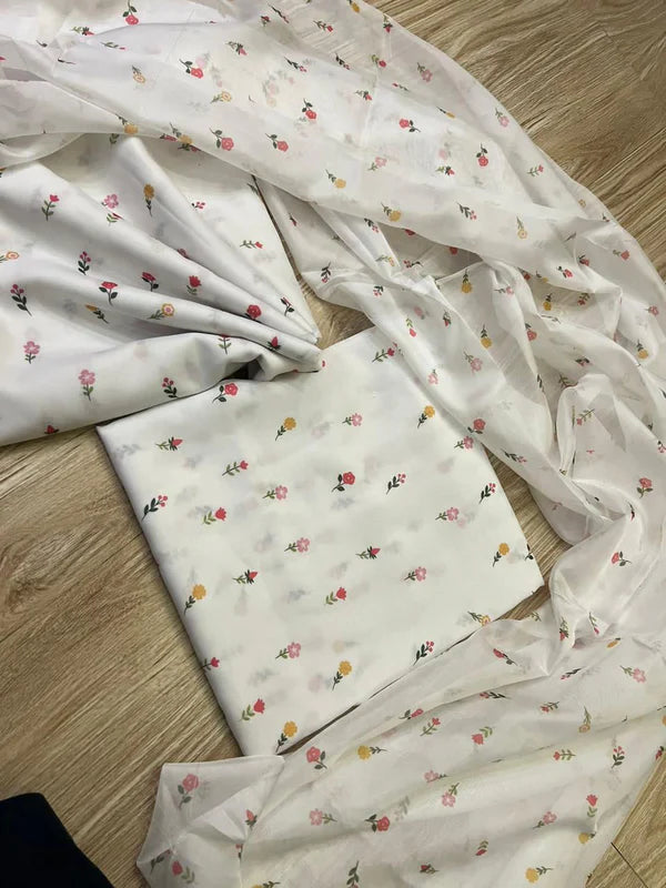 Digital Printed 3 Piece Swiss Lawn With Silk Dupatta 816