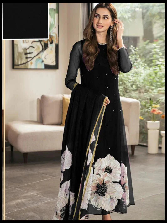 Digital Printed 3 Piece Swiss Lawn With Silk Dupatta 806